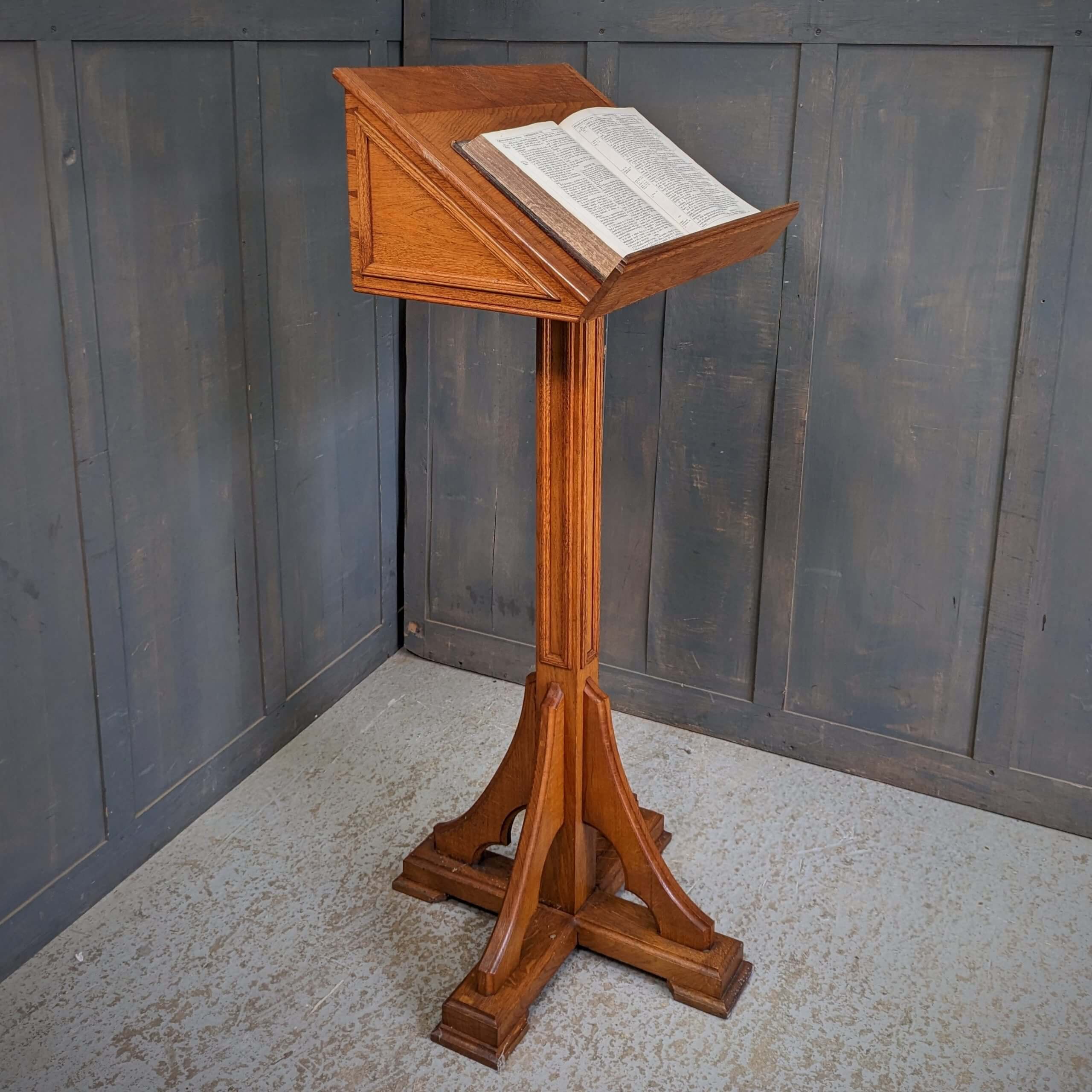 Classic Larger Size Medium Oak Church Lectern Ambo from St David #39 s Classic Larger Size Medium Oak Church Lectern Ambo from St David #39 s