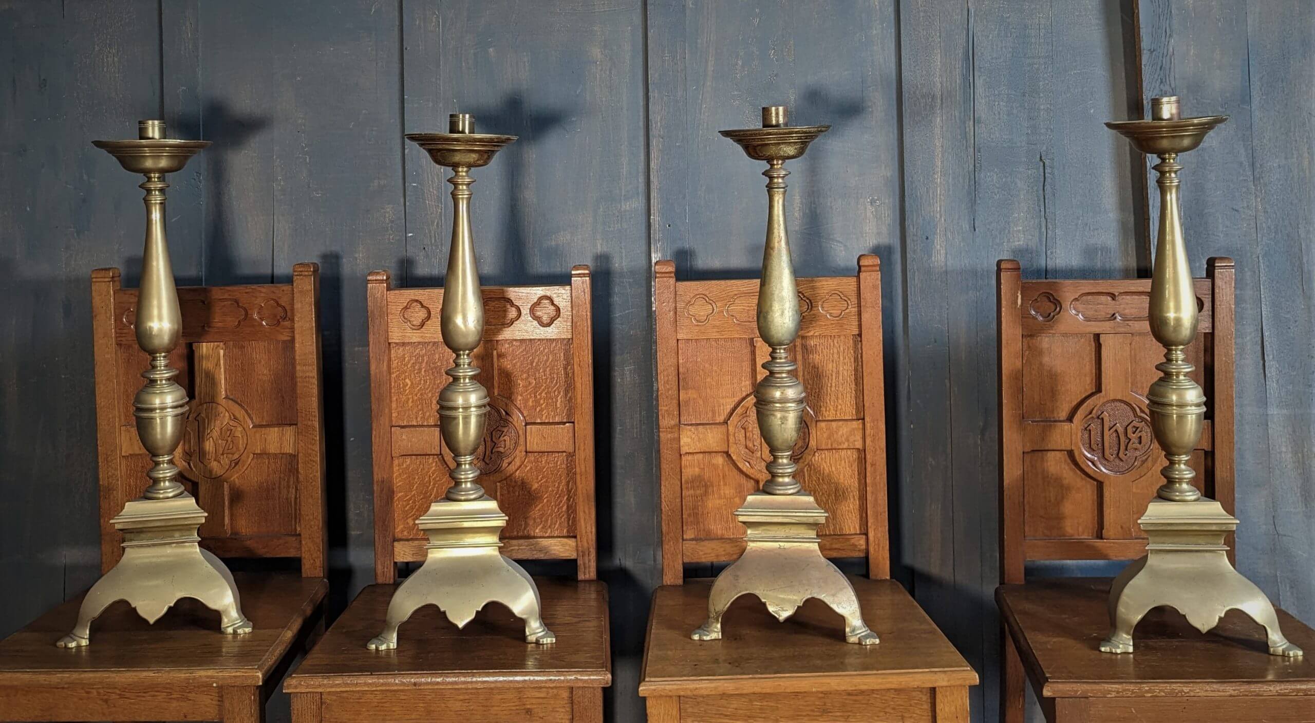 Set Of Four Large Heavy Weighted Vintage Brass Altar Candlesticks Sold Antique Church 0856