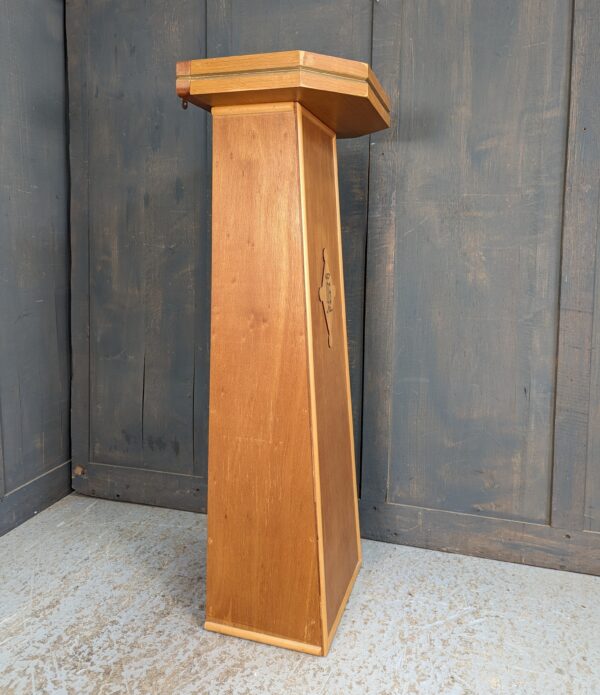 Lightweight Wall Attached Religious Statue Stand