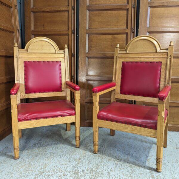Pair of Imposing Ministers Oak Simple Gothic Throne Chairs from St Martin of Tours Epsom