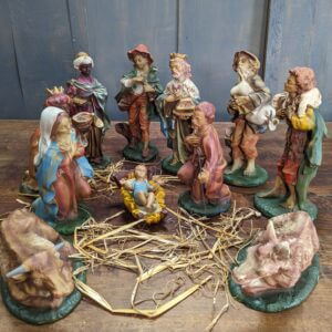 1960's Vintage Italian 11 Piece Larger Size Nativity Set