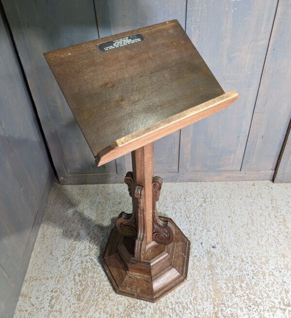 Very Fine Vintage Carved Oak Pedestal Lectern in Mid-Century Baroque Style