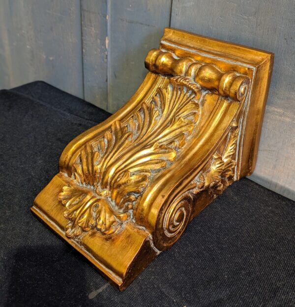 Faux Carved Wood Golden Cornice Bracket Statue Plant Stand