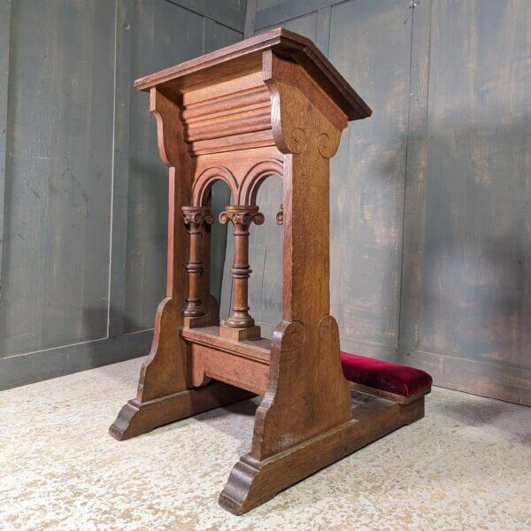 Excellent Quality Antique Welsh Oak Prayer Desk Prie Dieu with Columns