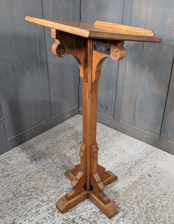 Vintage Solid Oak Victorian Styled Pedestal Church Lectern