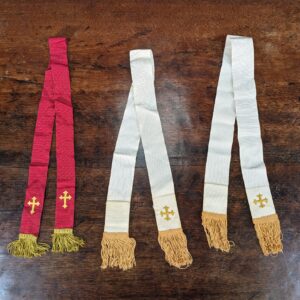 Set of 3 vintage cotton linen bible book marks (white, red)