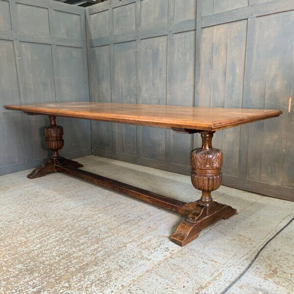 Large Fine Vintage Carved Baluster Leg Oak Dining Table