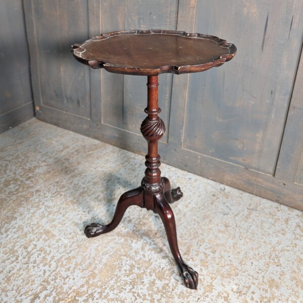 Small Early Victorian Mahogany Occasional Tripod Table