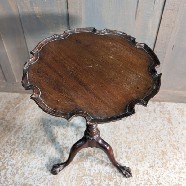 Small Early Victorian Mahogany Occasional Tripod Table