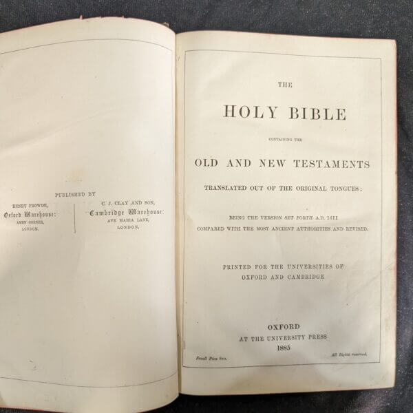 1885 Oxford Mid-Size Family Bible