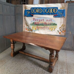Generous Sized Red Tinged Oak Vintage 17th Century Style Refectory Table with Gadroons