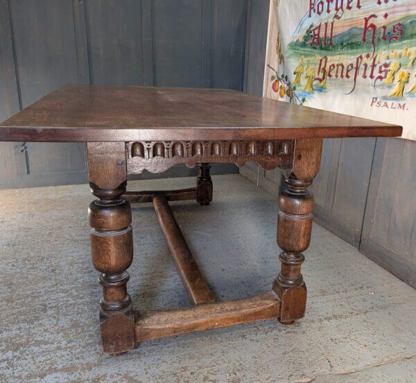 Generous Sized Red Tinged Oak Vintage 17th Century Style Refectory Table with Gadroons