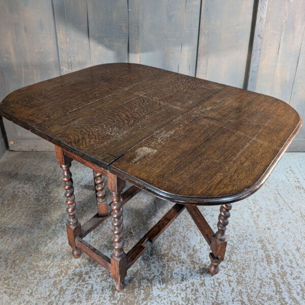 Classic 1930's Vintage Barley Twist Leg Oak Gateleg Table - BARGAIN -