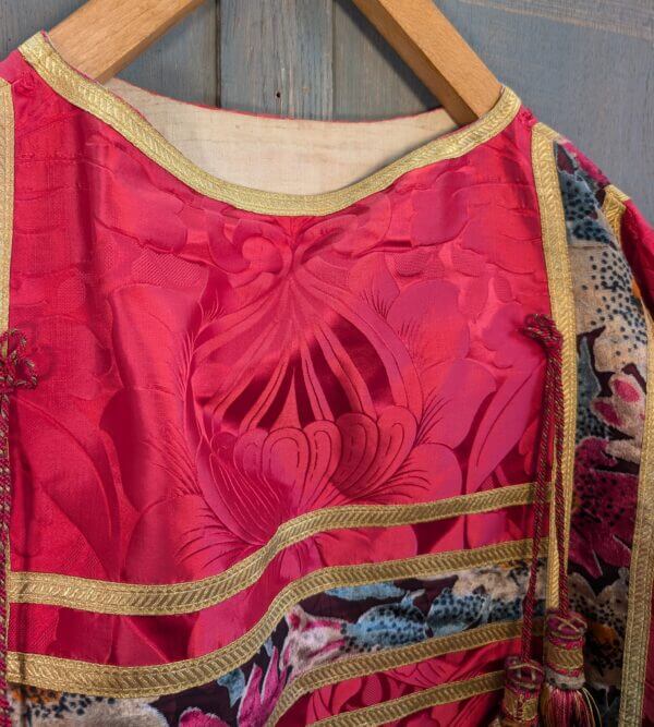 Spectacular Red Damask Silk Dalmatic with Two Bars Deacon's Stole & Fringing