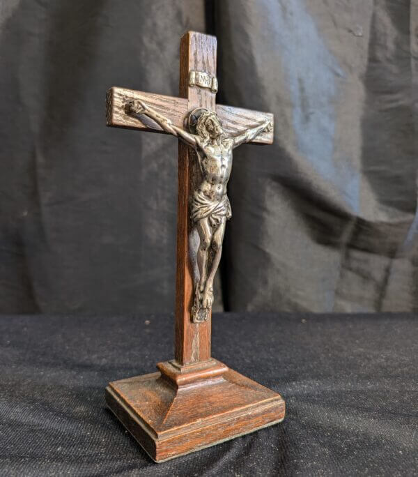 1922 Hallmarked Solid Silver & Oak Excellent Quality Small Antique Table Crucifix