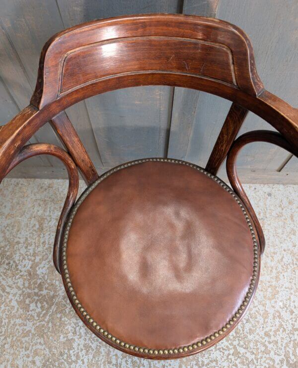 C1910 Kohn Austrian Bentwood Office Chair