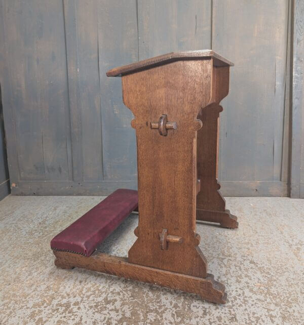 Handsome 1930's Vintage Oak Double Stretcher Simple Gothic Prayer Desk Prie Dieu from Oxford Oratory