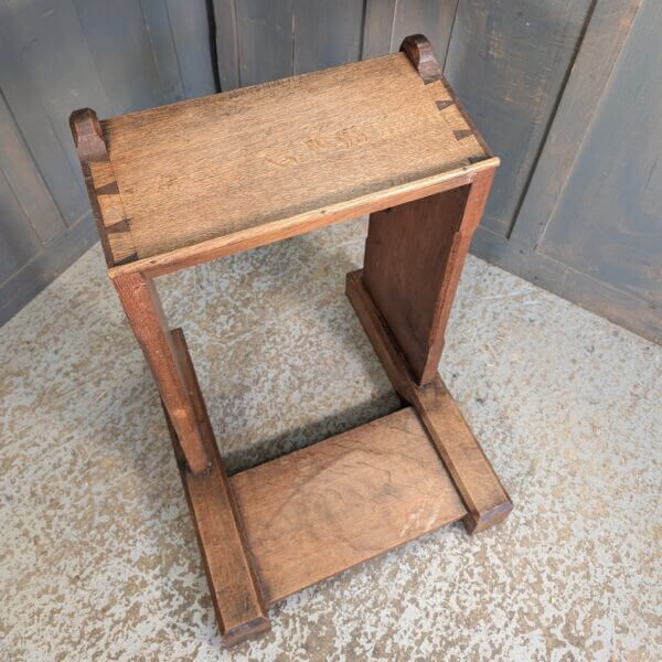 Very Solid Oak Dovetailed Antique Prie Dieu Prayer Desk in the Style of Pew