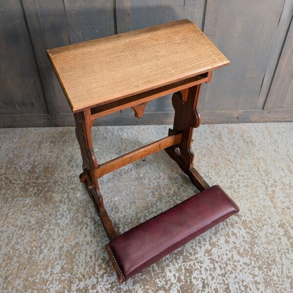 1930's Vintage Oak Gothic Prayer Desk Prie Dieu from Oxford Oratory