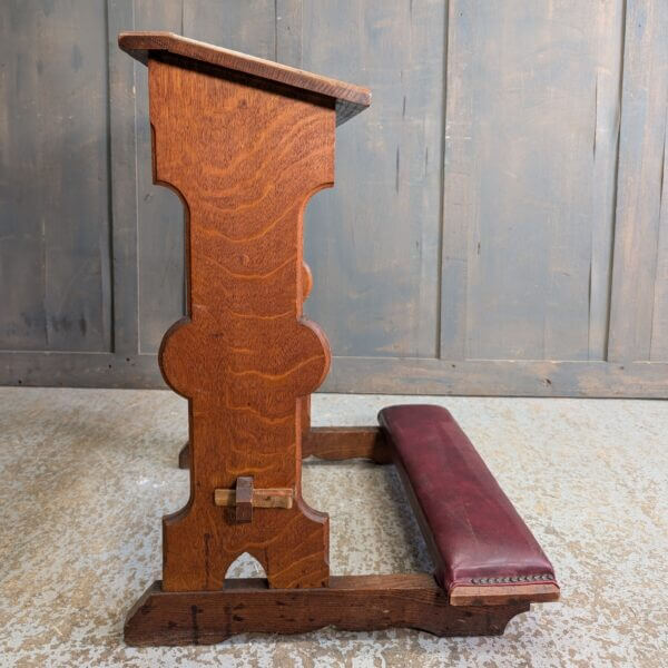 1930's Vintage Oak Gothic Prayer Desk Prie Dieu from Oxford Oratory