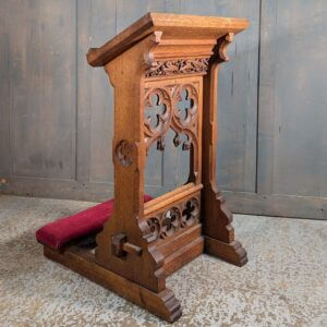 Very Attractive Antique Oak Gothic Prie Dieu Prayer Desk from St Veronica Rossendale