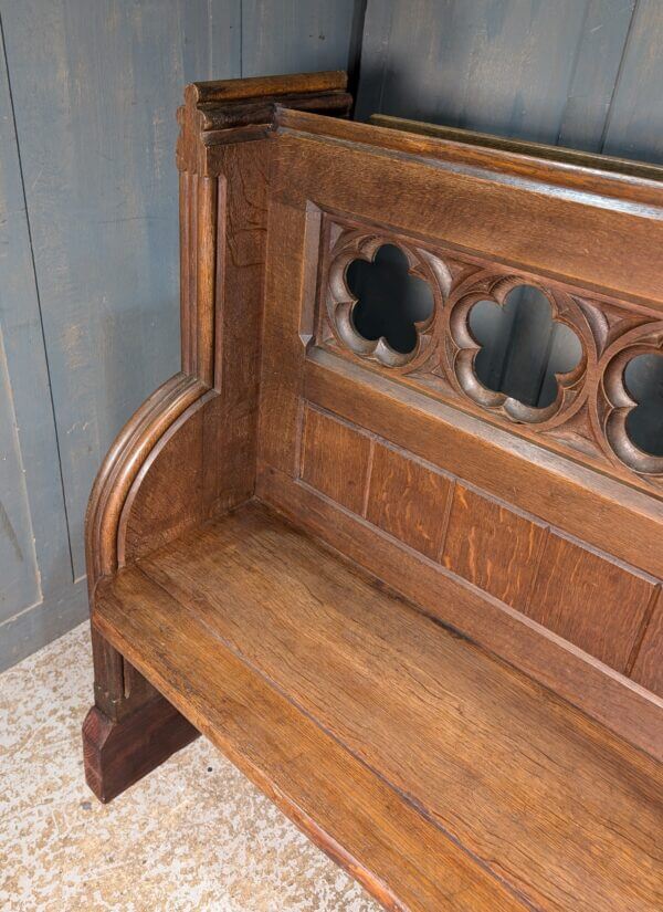 Quietly Imposing Oak Gothic Victorian Choir Pew from Winchester