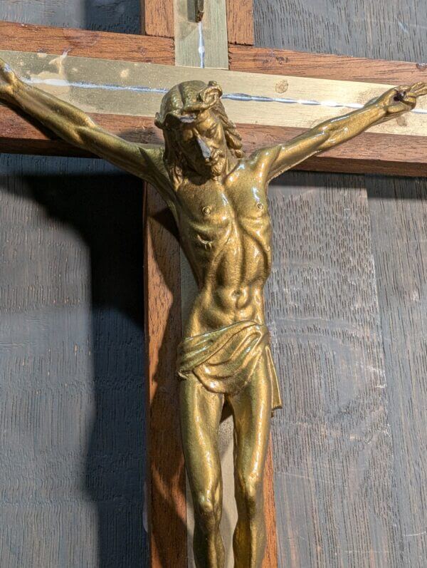 1970's Vintage Italian Modern Gold Coloured Figure & Inlaid Teak Crucifix