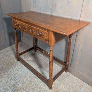 Small 1930's Oak Tudor Style Hall Occasional Table