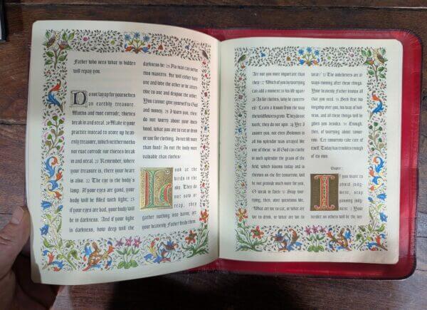 1971 The Holy Family Bible Published in the USA in Leather Gold Edged & in Colour