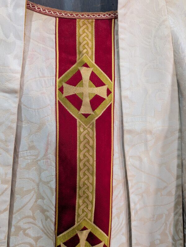 Hayes & Finch Vintage Ivory Silk with Red Orphrey Chasuble & Stole