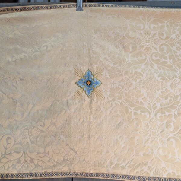 Humeral Veil in Ivory Damask Silk with Embroidered Blue Star