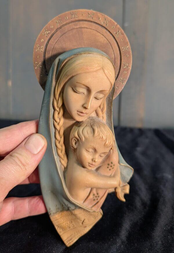 Resin Wall Plaque of Sleeping Mother & Child