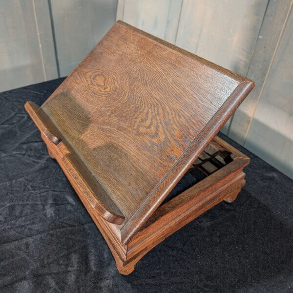 Excellent Quality Antique Oak Adjustable Missal Table Book Stand