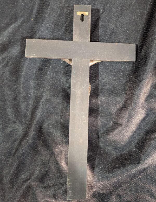 Black Wood & Pewter Coloured Metal Crucifix