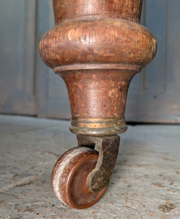 Long Or Short Handsome Strong & Well Made Oak Edwardian Antique Wind Out Table