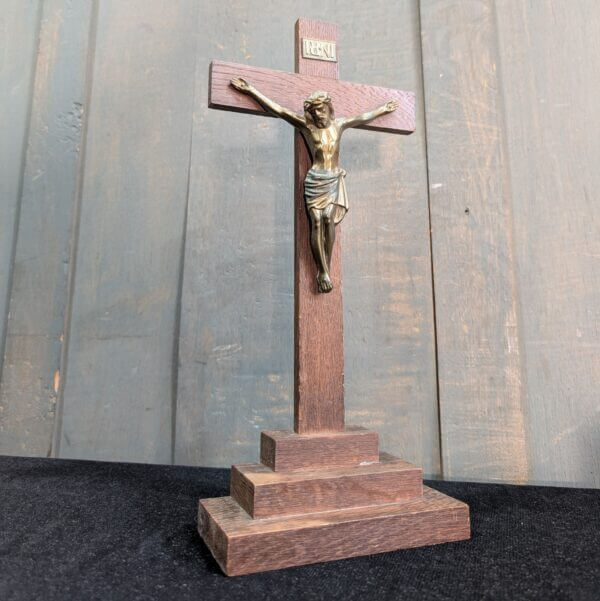 Medium Size Vintage Oak Crucifix with Dull Gold Coloured Figure