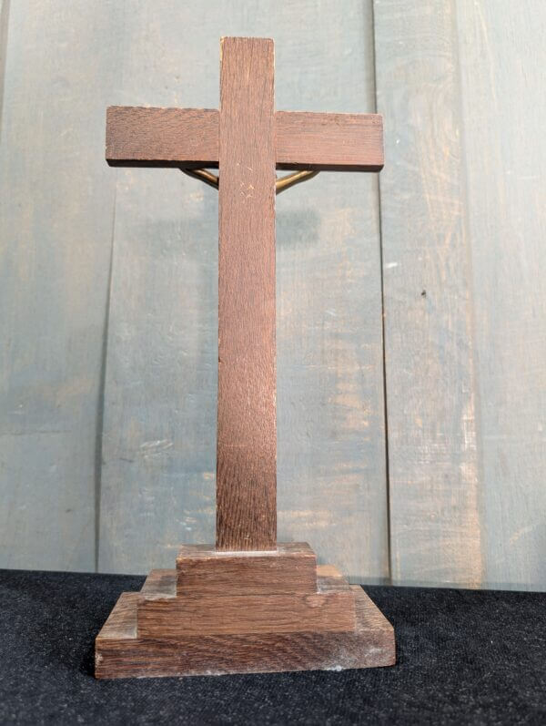 Medium Size Vintage Oak Crucifix with Dull Gold Coloured Figure