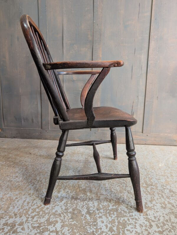 Early 19th Century Elm Hoop Back Fireside Chair with Arms