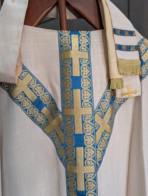 Marian Semi-Gothic Blue Gold & Cream Chasuble & Stole