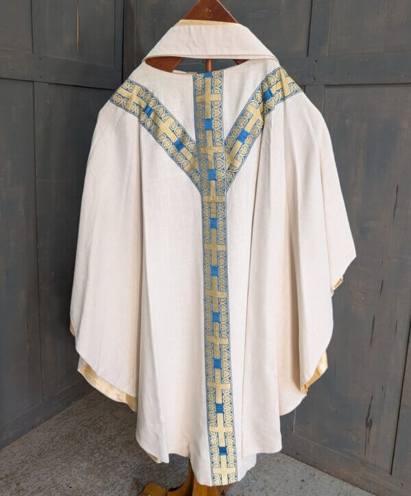 Marian Semi-Gothic Blue Gold & Cream Chasuble & Stole