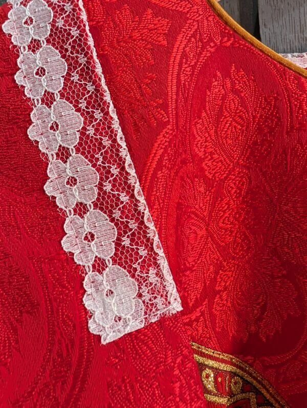 Modern Red & Gold Chasuble & Stole As New