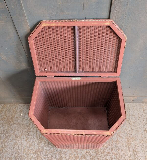 Lloyd Loom 'Lusty' Washing Basket