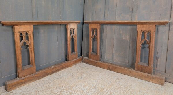 Double Sided Vintage Gothic Oak Short Rails Railings