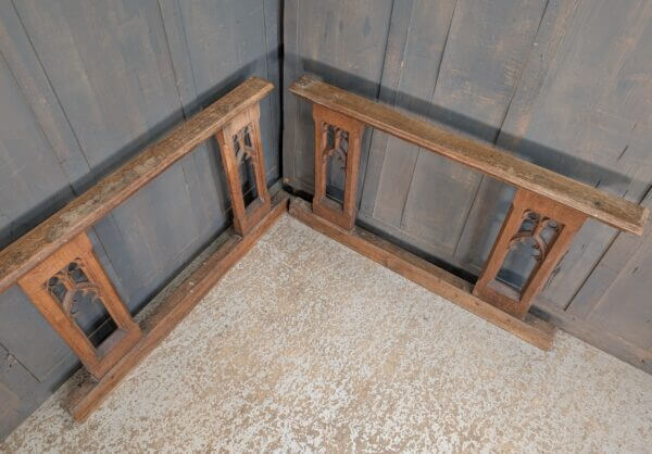 Double Sided Vintage Gothic Oak Short Rails Railings