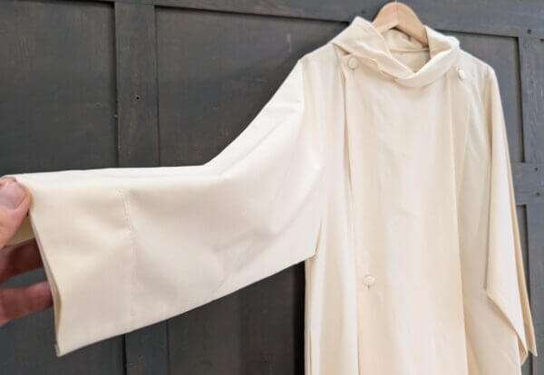 Pale Cream Clerical Clergy Alb