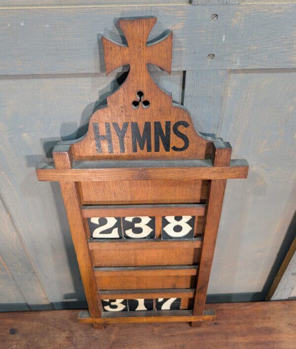 1900's Norwich Gothic Five Hymn Hymnboard with Carved Cross