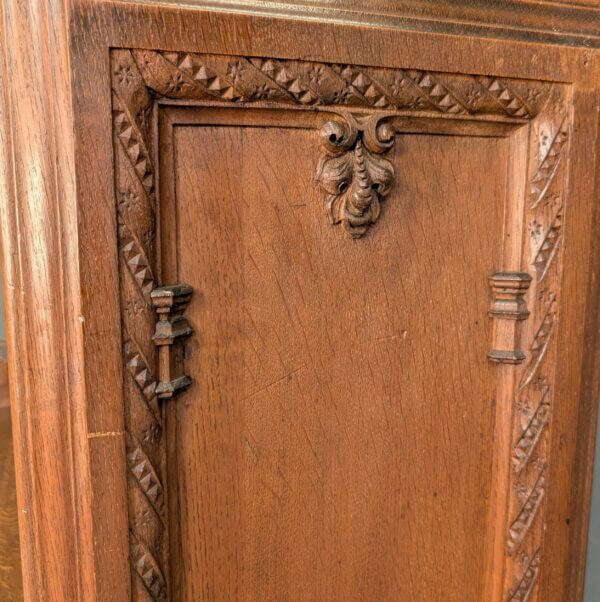 High Back 1924 Antique Heavy Carved Oak Choir Pew with Shaped Ends