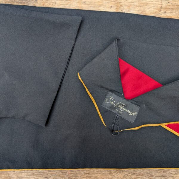 University Academic Hood for a BA (Bachelor)