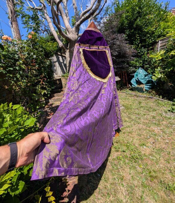 Beautiful Purple & Gold Vintage Cope with Fantastic Clasp