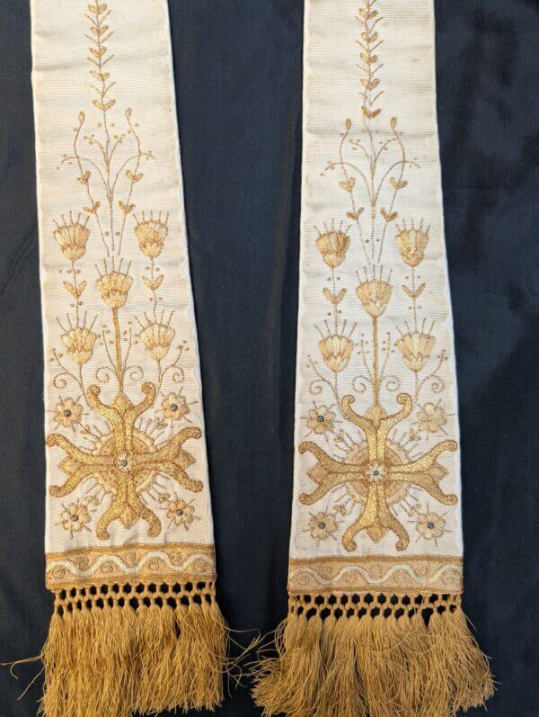 Fantastic Time Ravaged Antique Ivory & Gold Stole